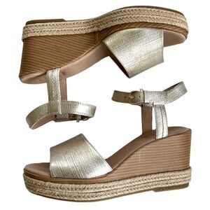 LIKE New Sperry Leather Wedge Sandals